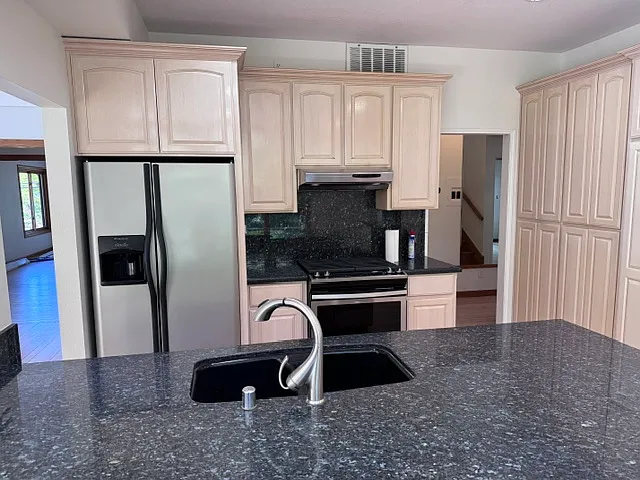 16A Rheem Blvd — Photo 7