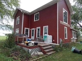 N5772 County Rd S, Lake Mills, WI 53551