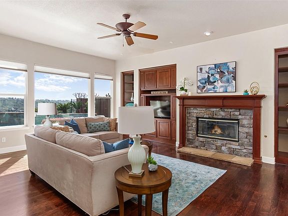 4th image of 3281 Black Oak Dr