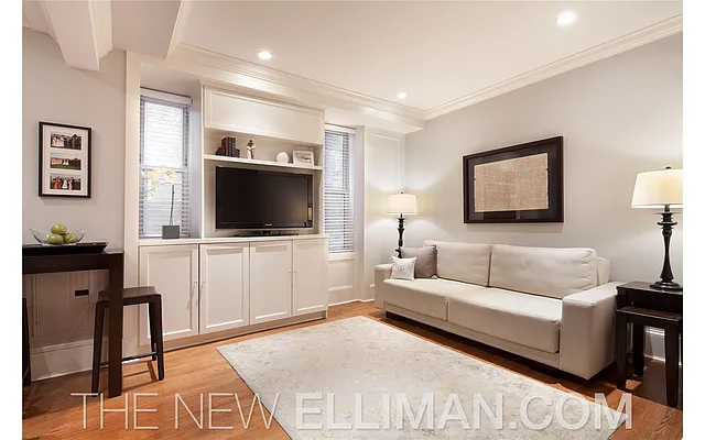 Sold by Douglas Elliman | media 7