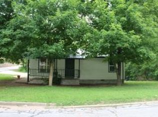 317 N Spring St, Harrison, AR 72601