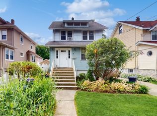 9 Oak St, Ridgefield Park, NJ 07660