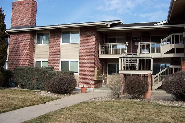 Building Photo - 4955 Moorhead Ave #C