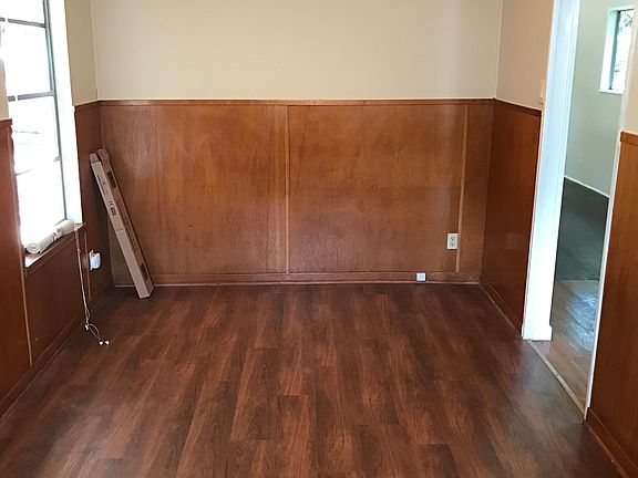2nd image of 506 Long Bow Ln #B
