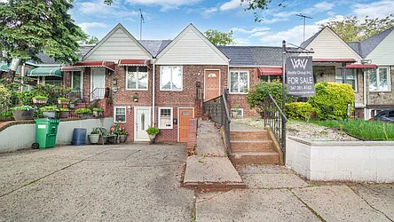 455 East 40th Street