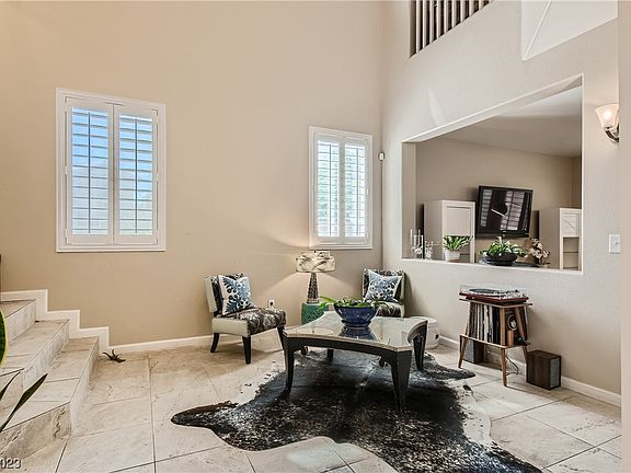 4th image of 8025 Farthings Hill Dr