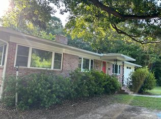 812 Magnolia Rd, Charleston, SC 29407