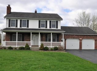 12835 Brucker Rd, Akron, NY 14001