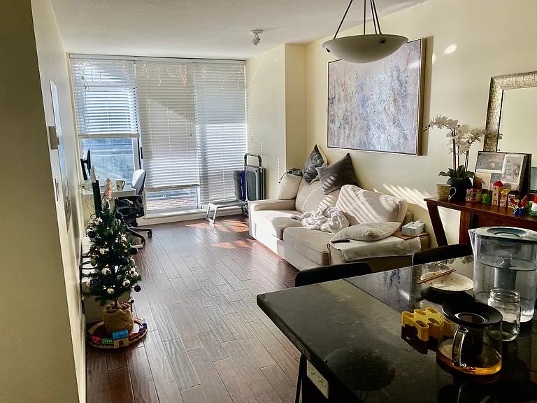 888 Carnarvon St #2610 — Photo 5