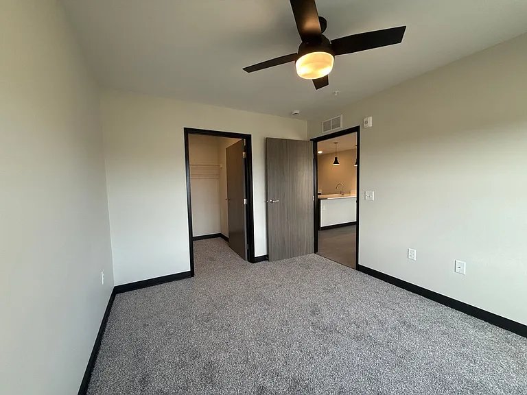 275 Lofts at Kingston Yard — Photo 105