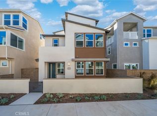 322 Proctor, Irvine, CA 92618