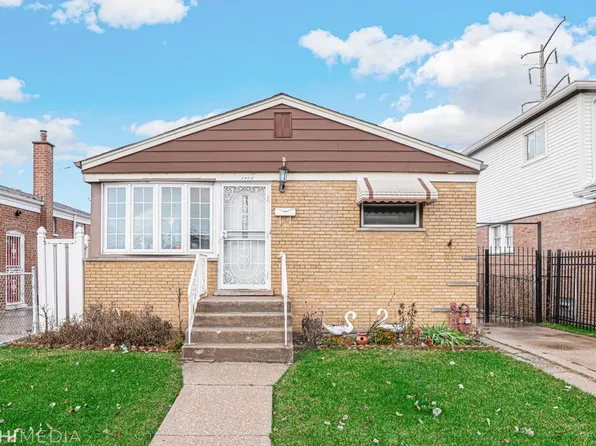 3908 W 75th Pl, Chicago, IL 60652