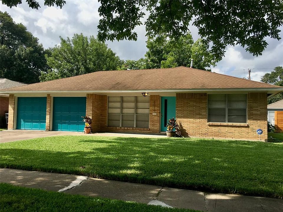 1st image of 5010 Poinciana Dr