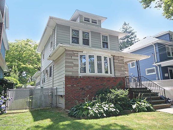 2nd image of 118 Bache Ave