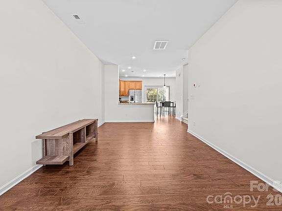 5th image of 5516 John McDowell Pl #2504