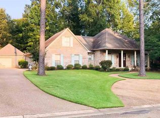 118 Rowan Oak Pl, Terry, MS 39170