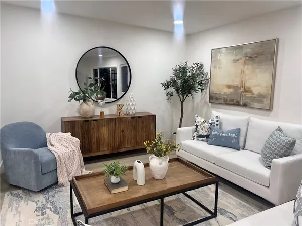 4040 Lehman Rd, Glendale, CA 91214