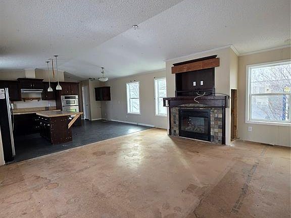 2nd image of UNIT 10-2004 Alice ROAD