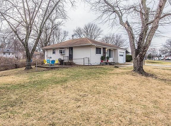 3rd image of 280 Saint Regis Ln