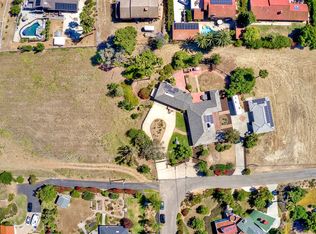 1669 McDonald Rd, Fallbrook, CA 92028