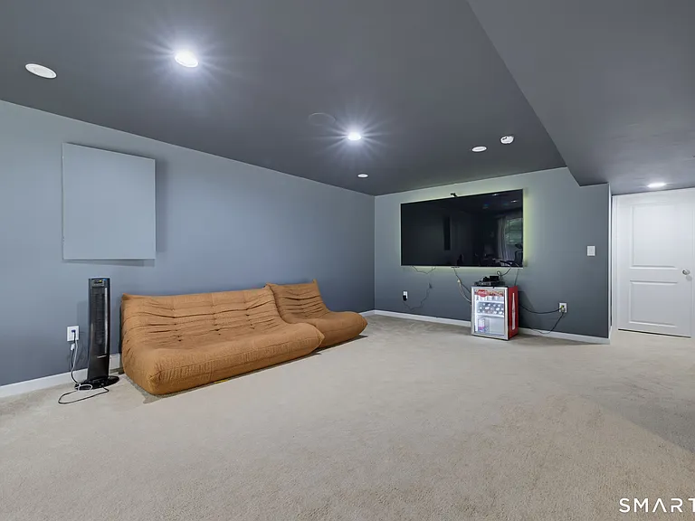 11 Red Rock Ln — Photo 24