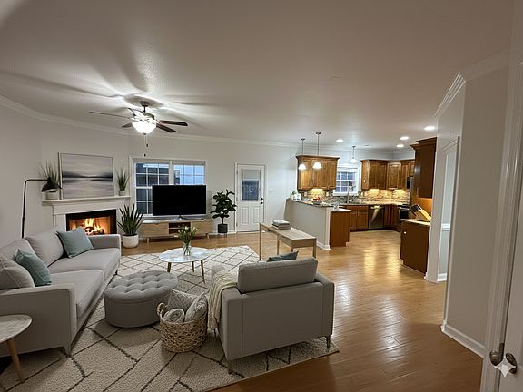 2nd image of 425 Brockwell Ave