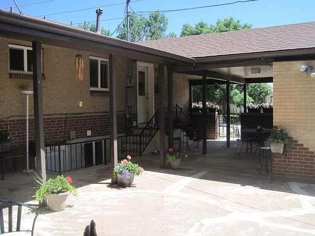 5395 S Crocker St — Photo 6