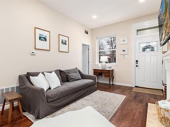 3rd image of 3220 W 24th Avenue