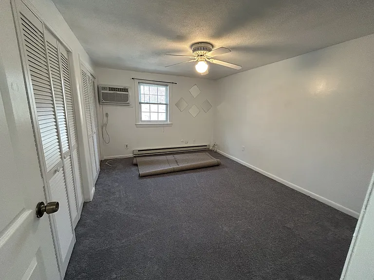 89 Pleasant St #1-C11 — Photo 6