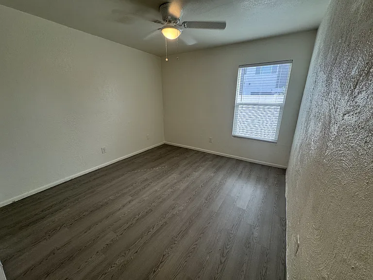 3311 N 18th St #17 — Photo 7