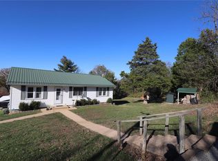 1128 N Missouri St, Potosi, MO 63664