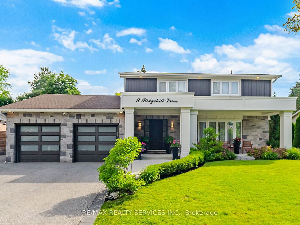 1st image of 8 Ridgehill Dr