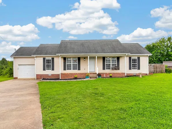 110 W McCoury Ln, Murfreesboro, TN 37130