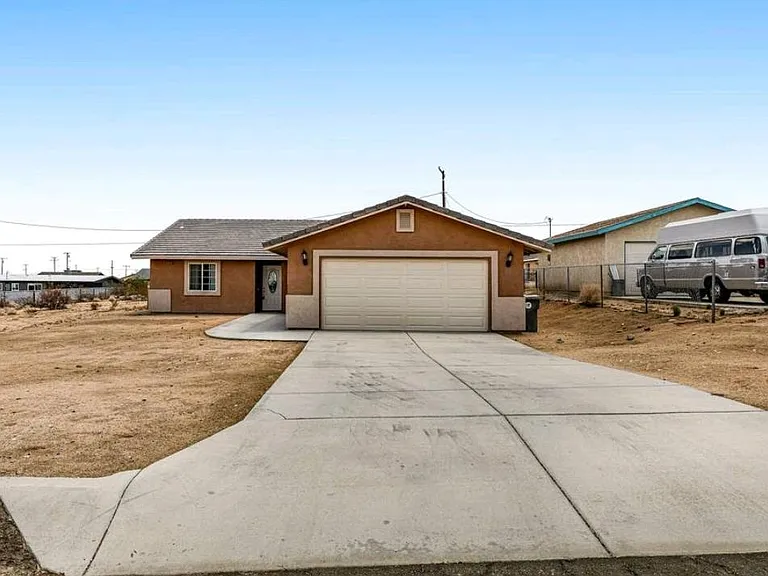 6585 Pine Spring Ave — Photo 26