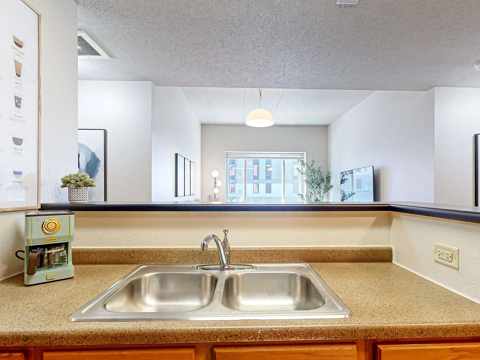 Bierman Place — Photo 1