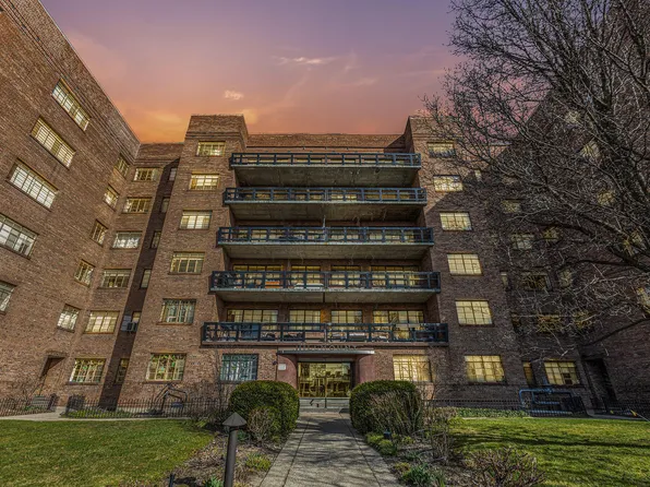 505 Cherry St SE APT 604, Grand Rapids, MI 49503