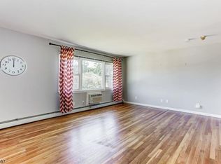 403 Pitney Pl, Morristown, NJ 07960