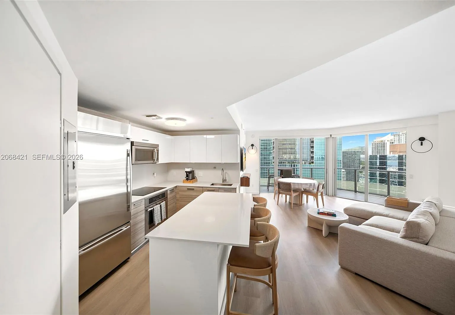 Brickellhouse Condo — Photo 1