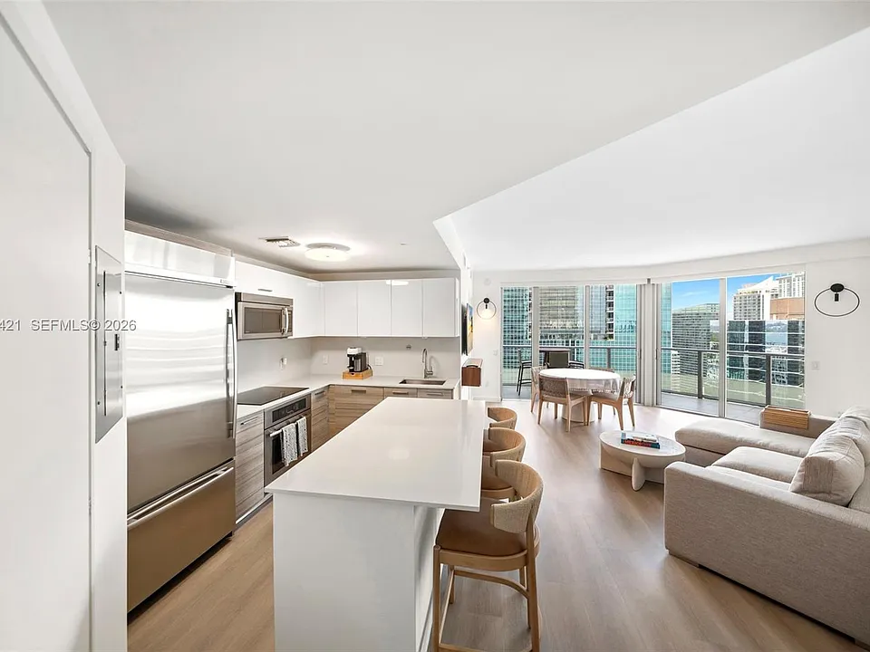 1300 Brickell Bay Dr #3501