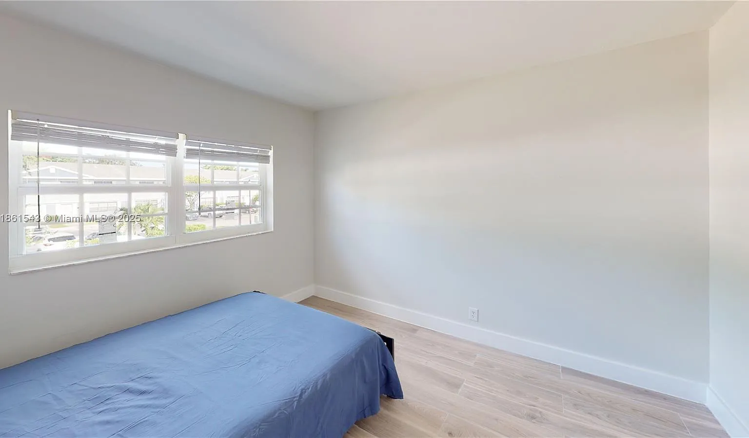 3 bed, 2.5 bath, 1630 sqft, $3,000 — Photo 4