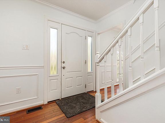 3rd image of 6490 Andes Ct