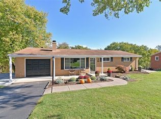 167 Woodside Dr, Washington, PA 15301