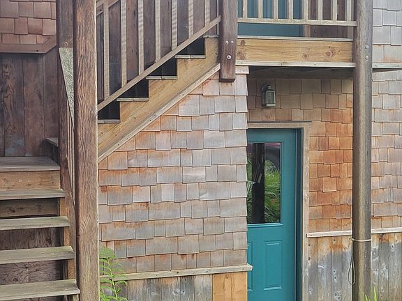3rd image of 5215 Greenwood Heights Dr