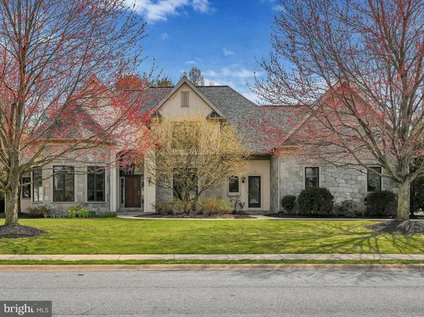 1177 S Bristol Dr, Lititz, PA 17543