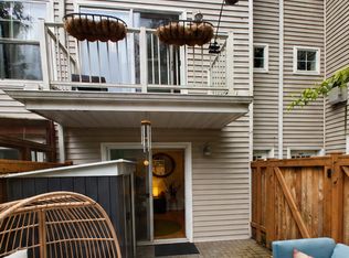 1542B 15th Ave S, Seattle, WA 98144