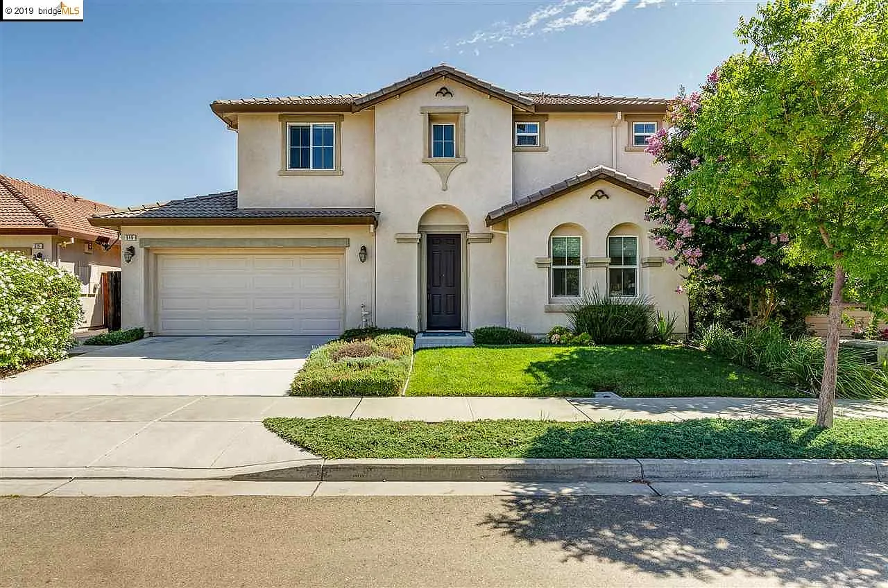 515 Lake Park Ct photo 1