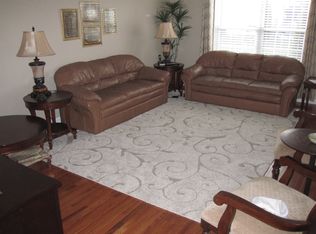 2615 Penns Ridge Blvd, Easton, PA 18040