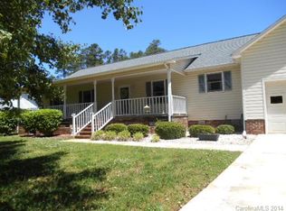 206 Proctor Dr, Salisbury, NC 28147