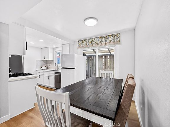 5th image of 8451 Cedarview Ct