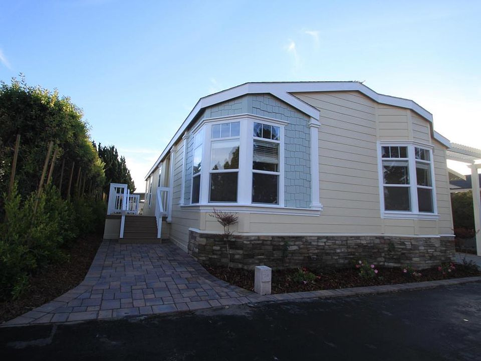 1st image of 28 Debussy Ln #28
